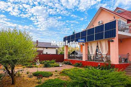 Pink House Viki